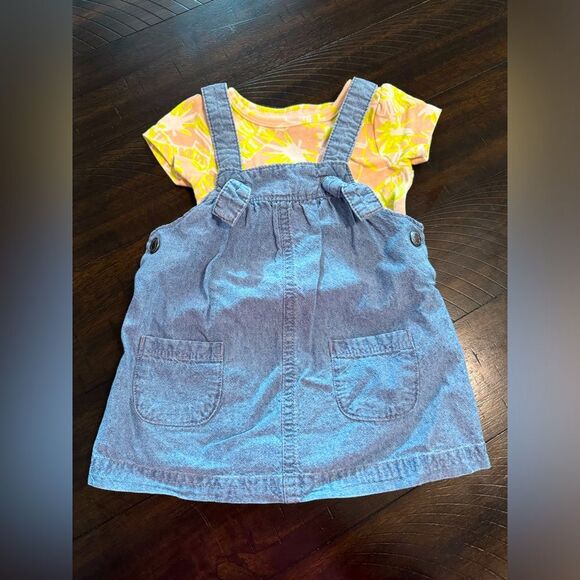 Baby girls outfit (6 months) - Picture 1 of 3